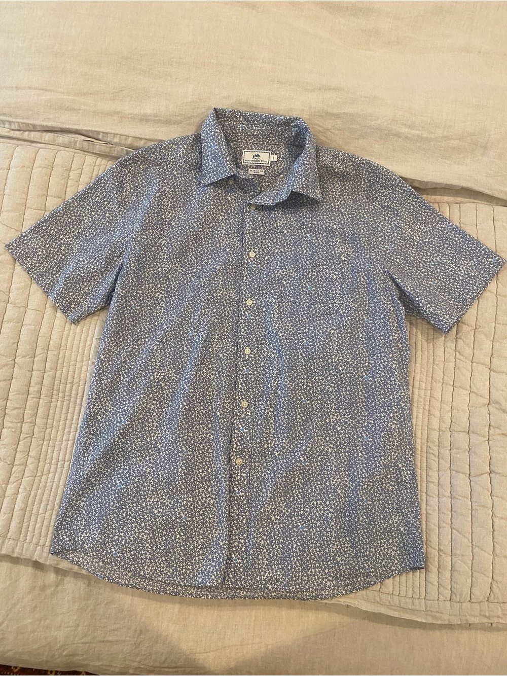 Southern Tide - Large - Short-Sleeve Button-Up Shirt